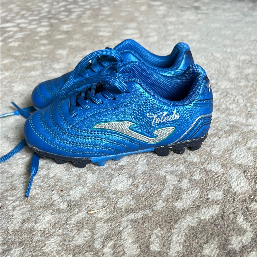 Toledo Kids Blue Soccer Sneakers